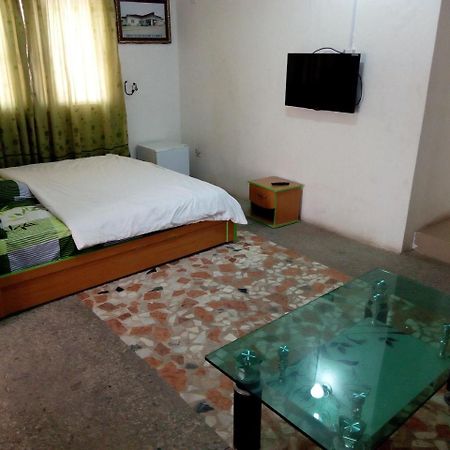 Royal Green Guest House Abeokuta Ngoại thất bức ảnh