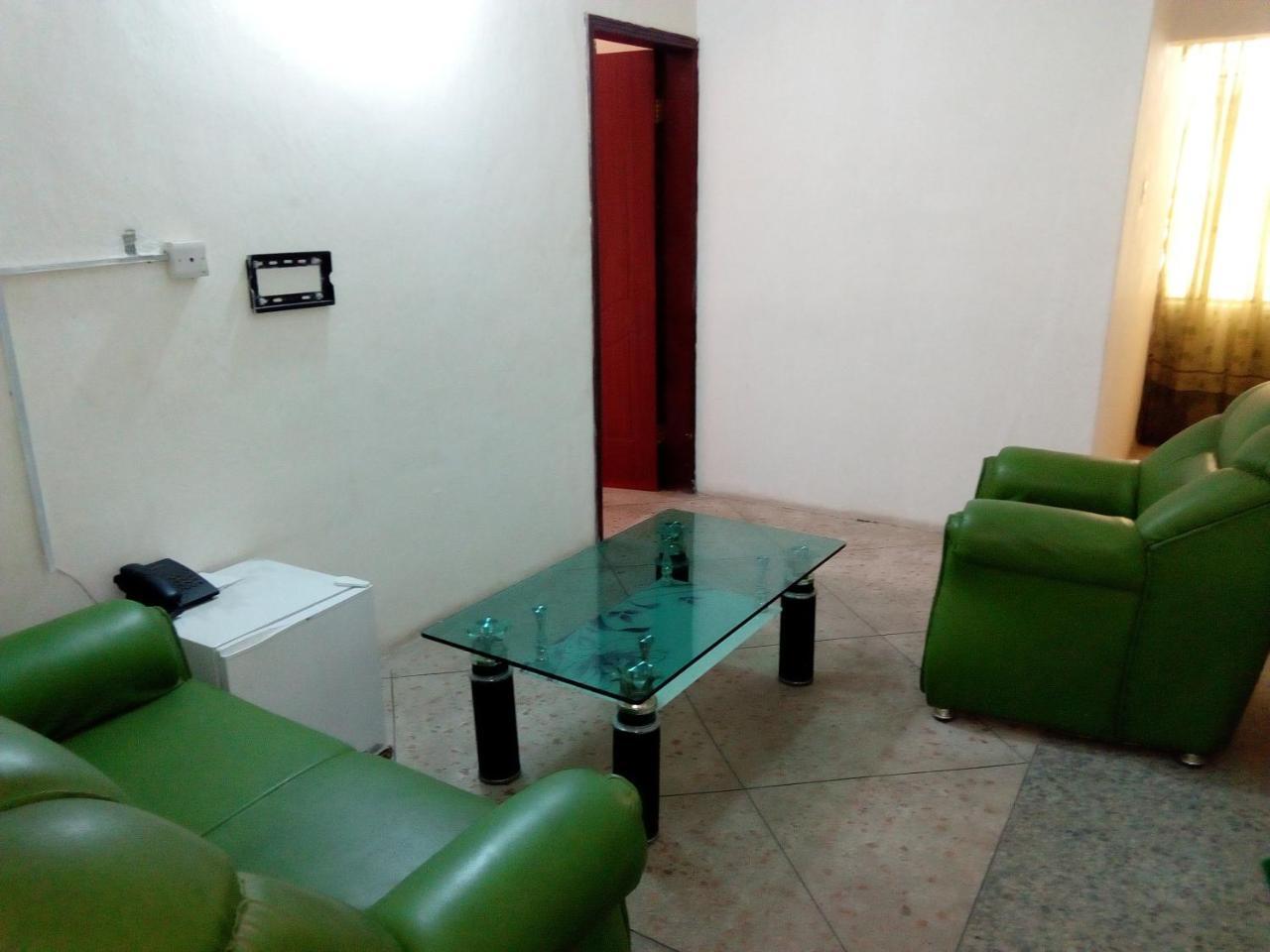 Royal Green Guest House Abeokuta Ngoại thất bức ảnh