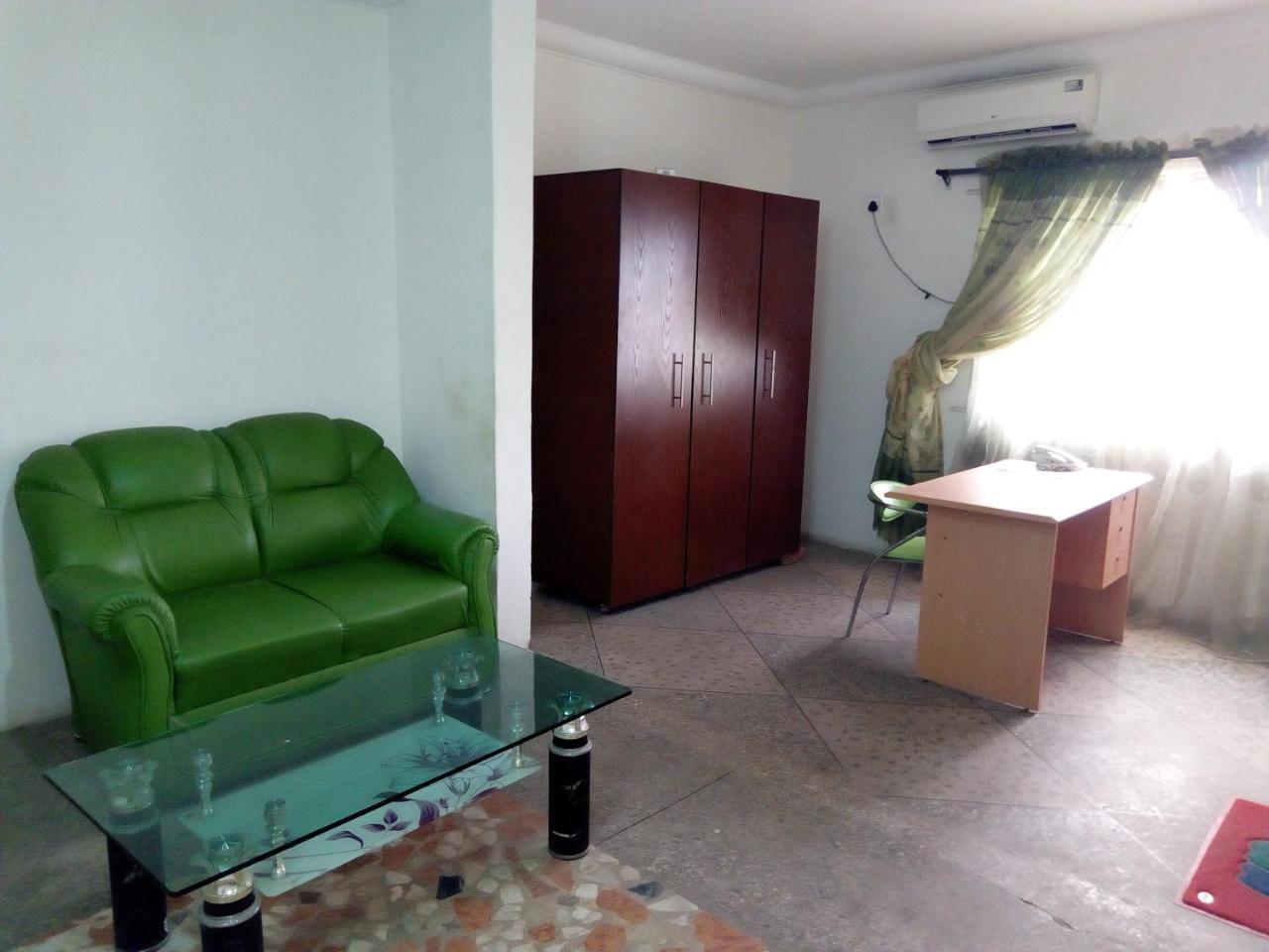Royal Green Guest House Abeokuta Ngoại thất bức ảnh
