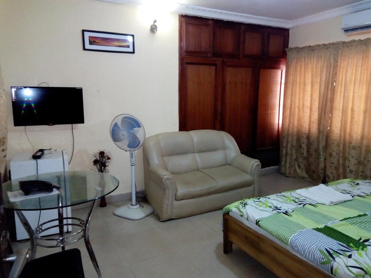 Royal Green Guest House Abeokuta Ngoại thất bức ảnh