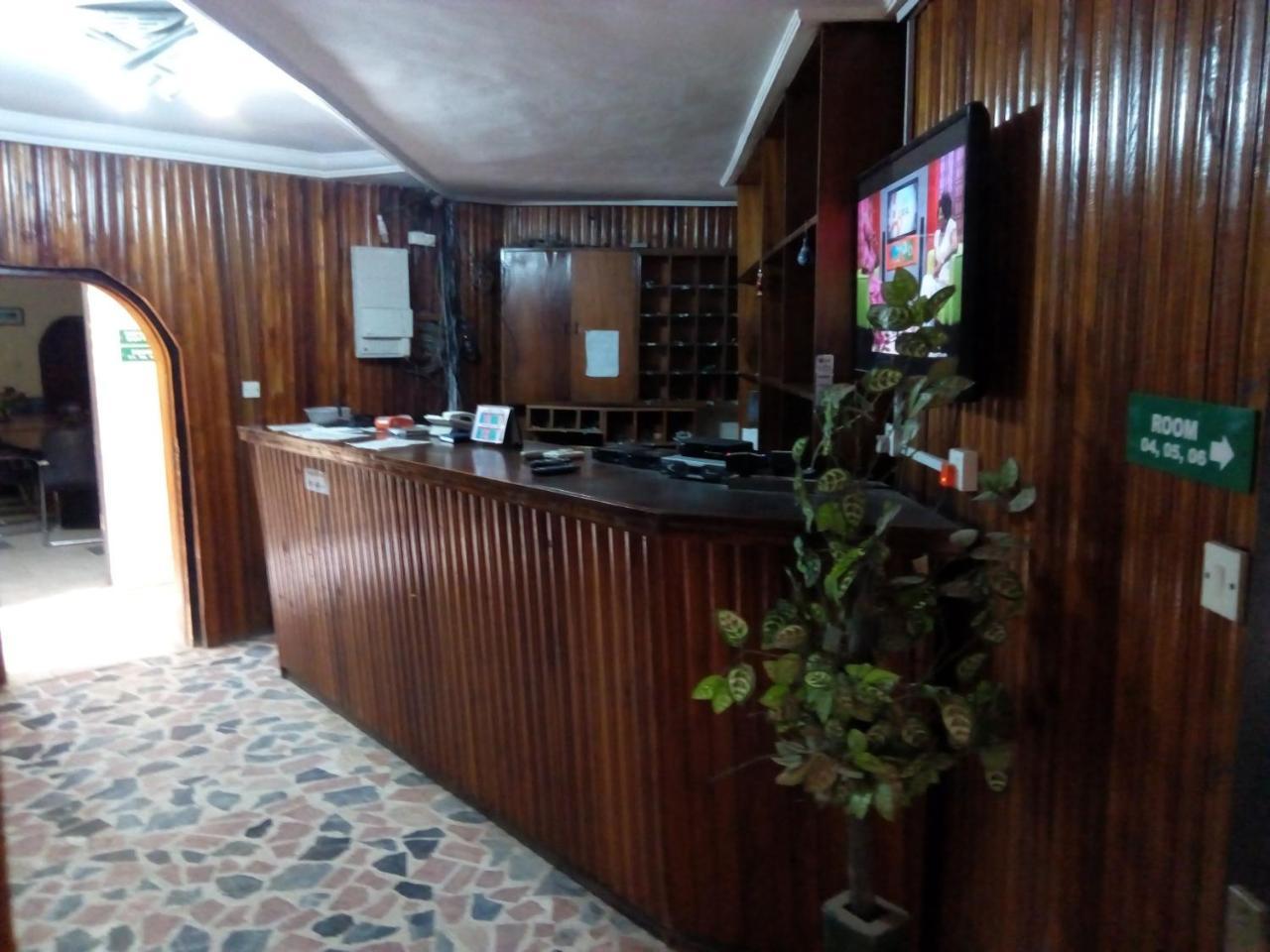 Royal Green Guest House Abeokuta Ngoại thất bức ảnh